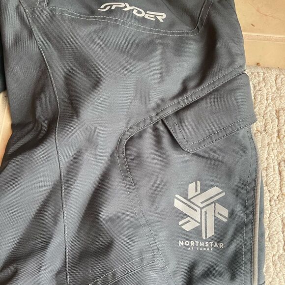 💥 Spyder Ski/ Snowboard Pants (Tahoe at Northstar) 💥 - Picture 3 of 14